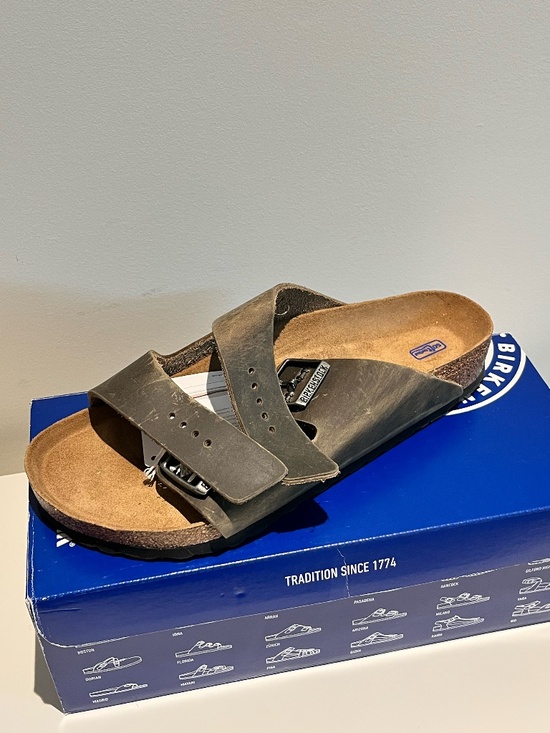 Other - Birkenstock Shoe Faded Kahki